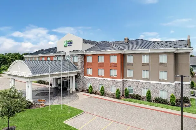 Holiday Inn Express Suites Clute Lake Jackson IHG