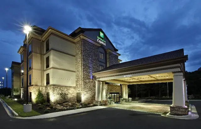 Holiday Inn Express Suites Maumelle Little Rock Nw