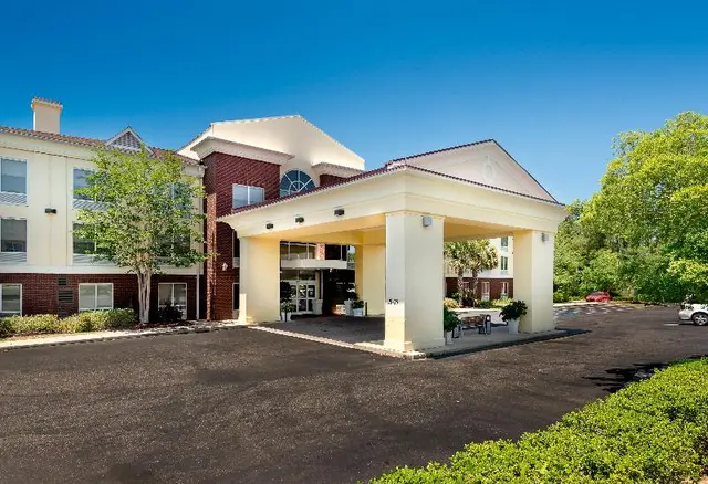 Holiday Inn Express Suites DaphneSpanish Fort Area