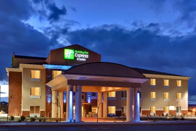 Holiday Inn Express Suites Albuquerque Airport IHG