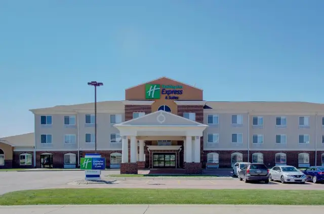 Holiday Inn Express & Suites Le Mars By IHG
