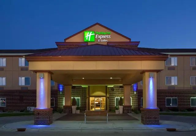 Holiday Inn Express & Suites Aberdeen By IHG
