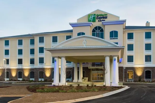 Holiday Inn Express & Suites Aiken By IHG