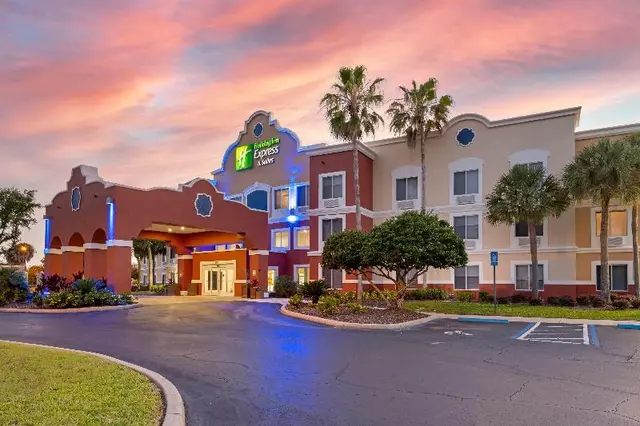 Holiday Inn Express & Suites The Villages