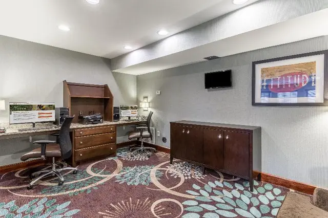 Staybridge Suites Davenport