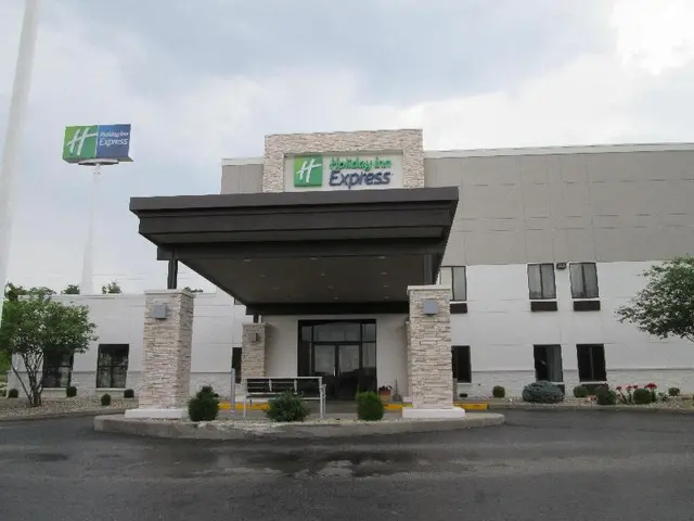 Holiday Inn Express Cloverdale (Greencastle) IHG