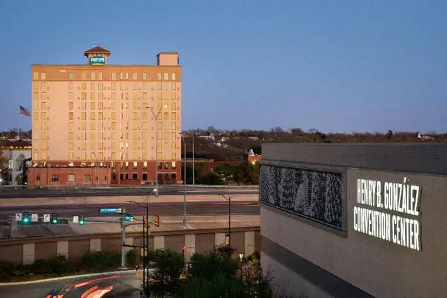 Staybridge Suites San Antonio Downtown Conv Ctr