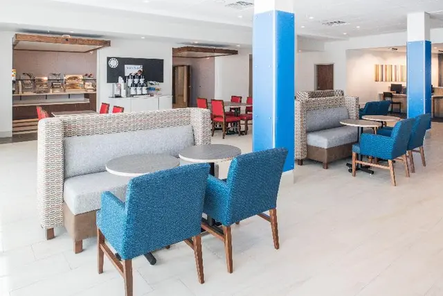 Holiday Inn Express and Suites Ruston