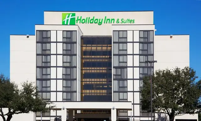 Holiday Inn&Suites Beaumont-Plaza (I-10 Walden)
