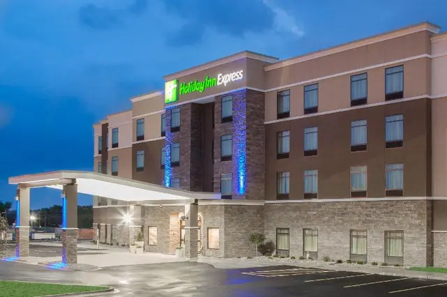 Holiday Inn Express Moline Quad Cities