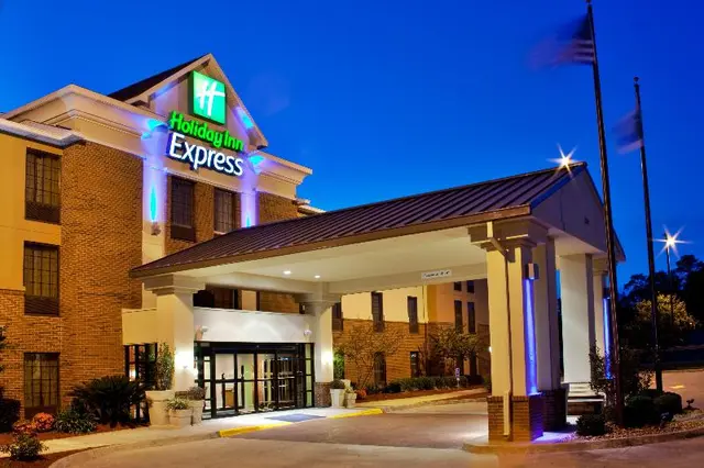 Holiday Inn Express and Suites Sulphur Lake Charle