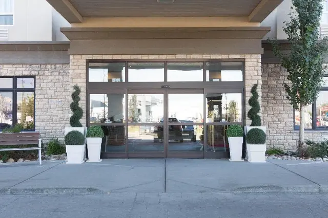 Holiday Inn and Suites West Edmonton