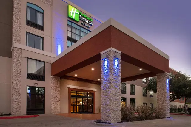 Holiday Inn Express & Suites Austin North Central