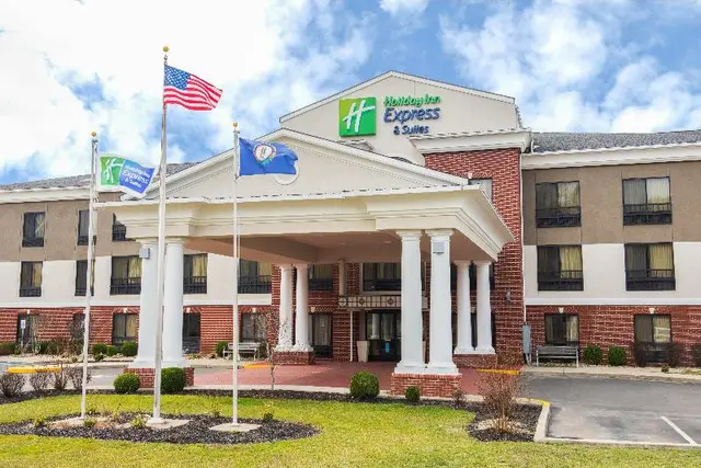 Holiday Inn Express & Suites Ashland By IHG