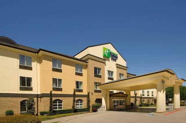 Holiday Inn Express Suites Dfw Airport Grapevine