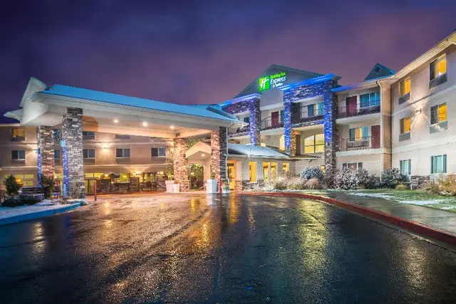 Holiday Inn Express & Suites Gunnison By IHG