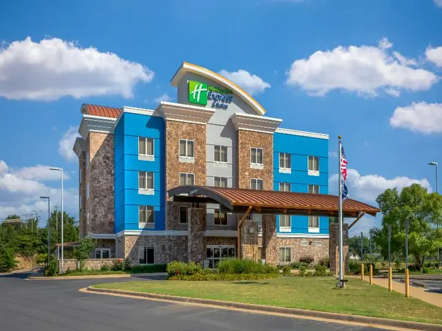 Holiday Inn Express & Suites Hot Springs