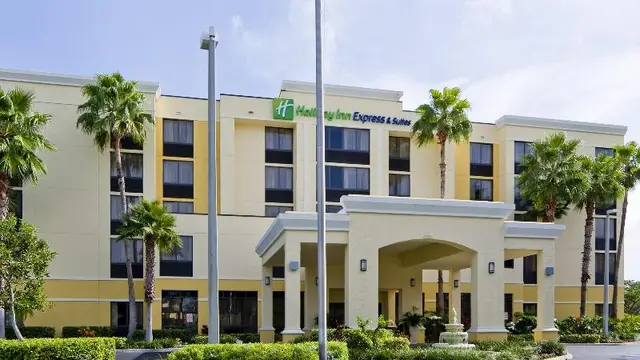 Holiday Inn Express and Suites Kendall East Miami