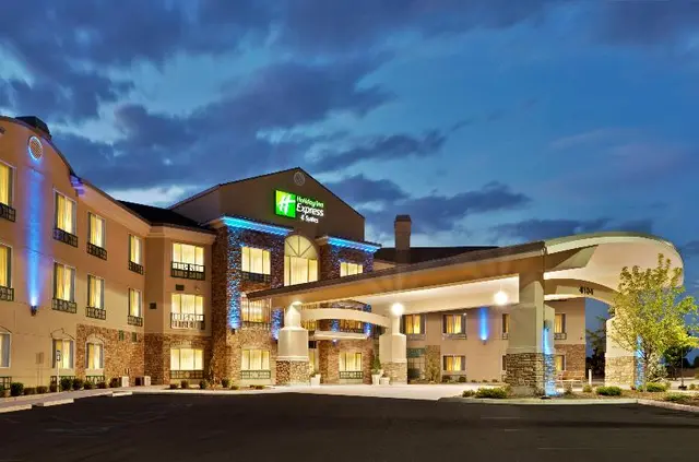 Holiday Inn Express and Suites Nampa Idaho Center