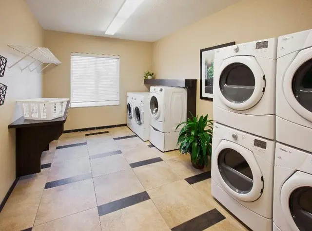 Candlewood Suites Carlsbad South