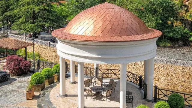 Crowne Plaza Borjomi