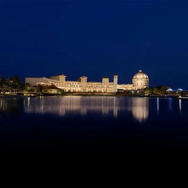 Amanora The Fern Hotels & Club