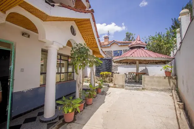 Nairobi Airport Rest House