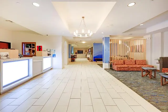 Holiday Inn Express Suites Burleson/Ft. Worth IHG