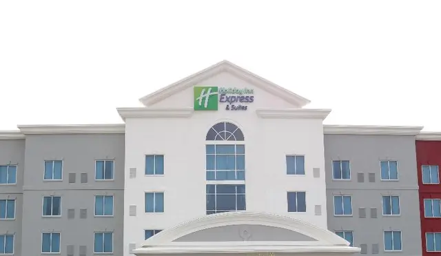 Holiday Inn Express and Suites Columbia Fort Jacks