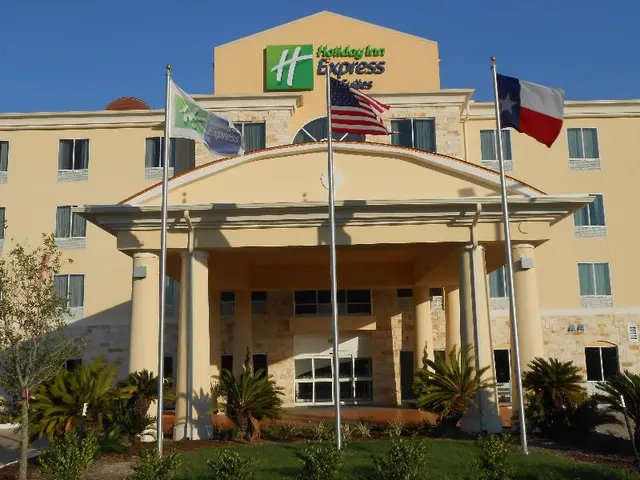 Holiday Inn Express & Suites Houston Northwest-Bro