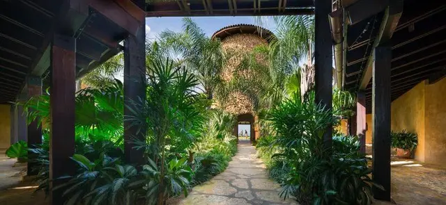 Royal Isabela