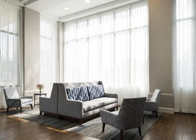 Holiday Inn Express and Suites New Orleans Airport