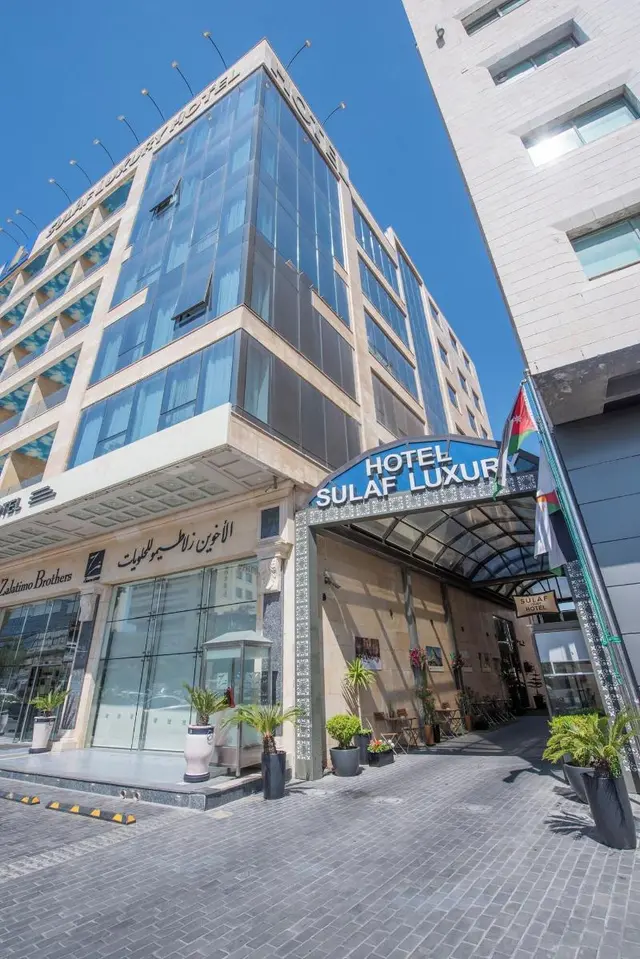 Sulaf Luxury Hotel