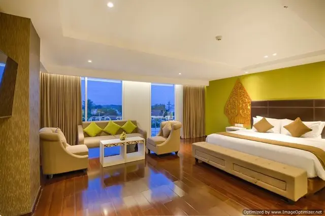 Platinum Adisucipto Hotel & Conference Center