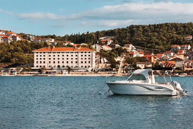 Brown Beach House hotel & spa