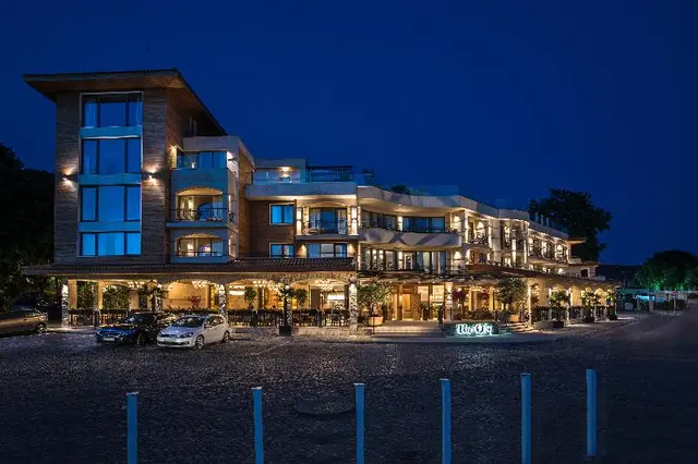 Blu Bay Boutique Hotel