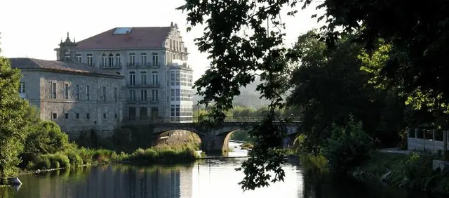 Balneario De Acuna