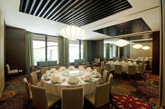 WEIL Hotel