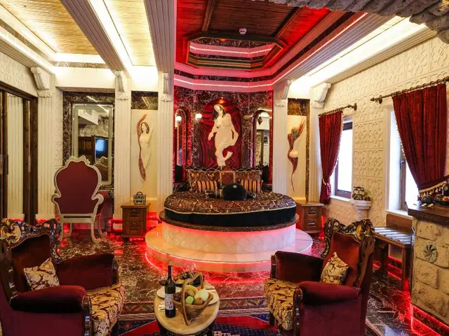 Kapadokya Hill Hotel Spa (+12)