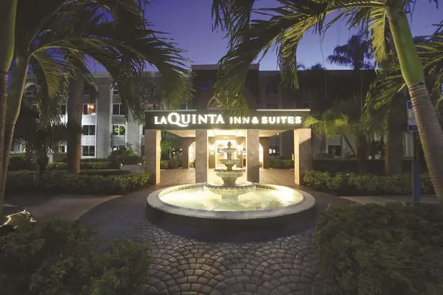 La Quinta By Wyndham Coral Springs South