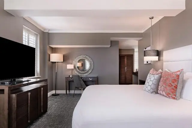 Ambassador Hotel Oklahoma City Autograph Collectio