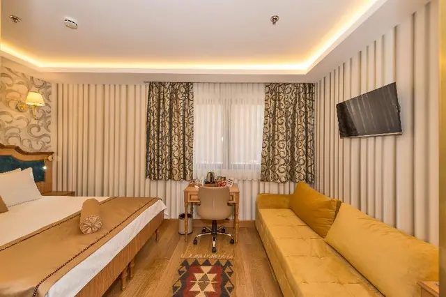 Aprilis Gold Hotel