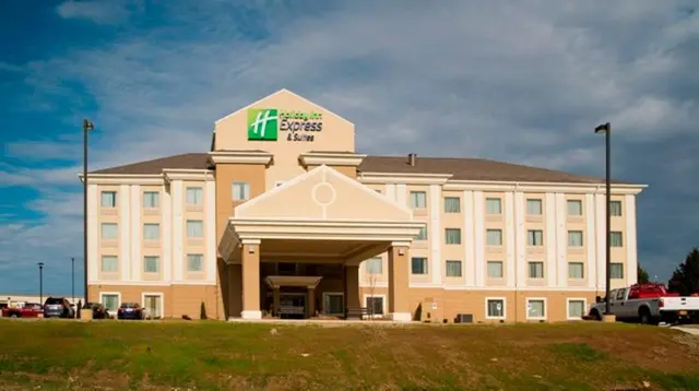 Holiday Inn Express Suites Morrilton