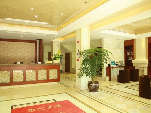 Greentree Inntaizhou Linhai Passenger Transport Ce
