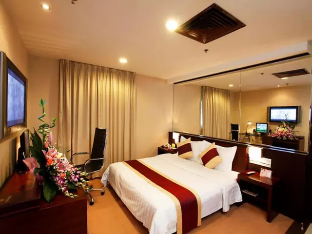 New World Hotel