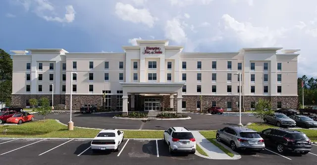Hampton Inn & Suites Fayetteville