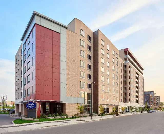 Hampton Inn & Suites Quebec City/ Saint-Romuald