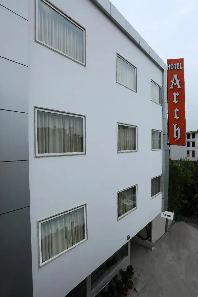Airport Hotel Arch New Delhi