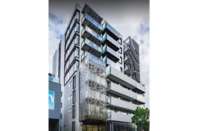 City Edge Box Hill Apartment Hotel