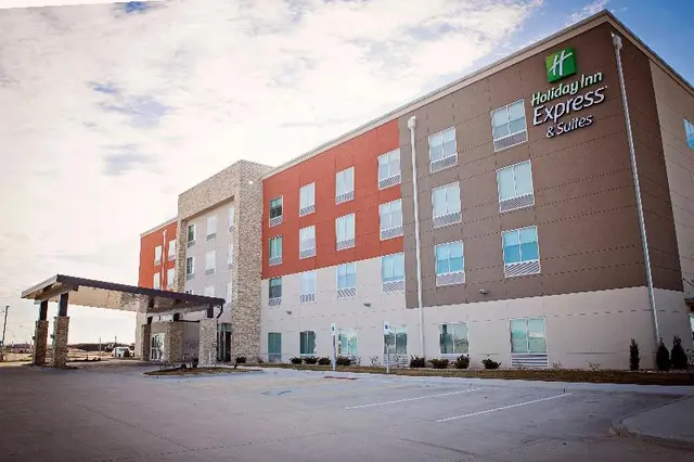 Holiday Inn Express and Suites Rantoul